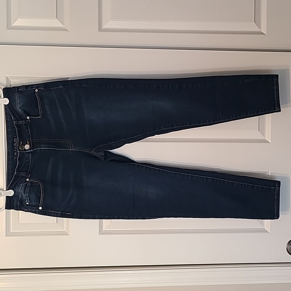 Tahari Skinny Jeans